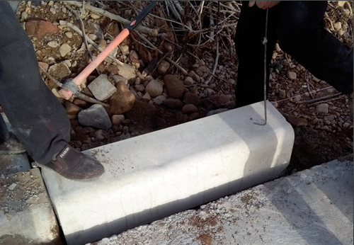 預(yù)制路沿石模具 預(yù)制路沿石模具